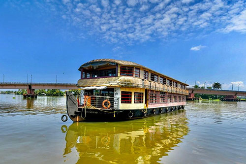 WaterWheel Houseboats