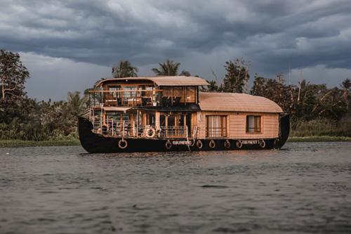 WaterWheel Houseboats